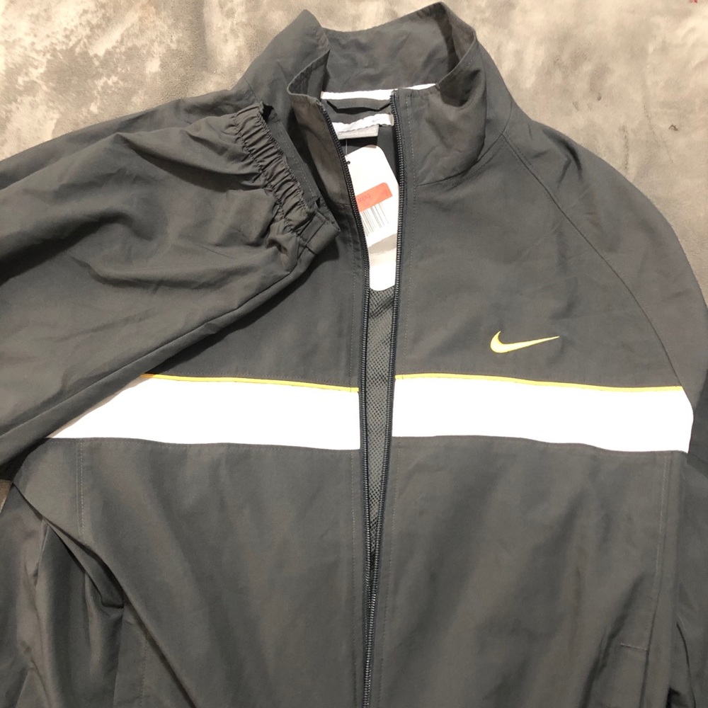 Vintage Nike windbreaker jacket